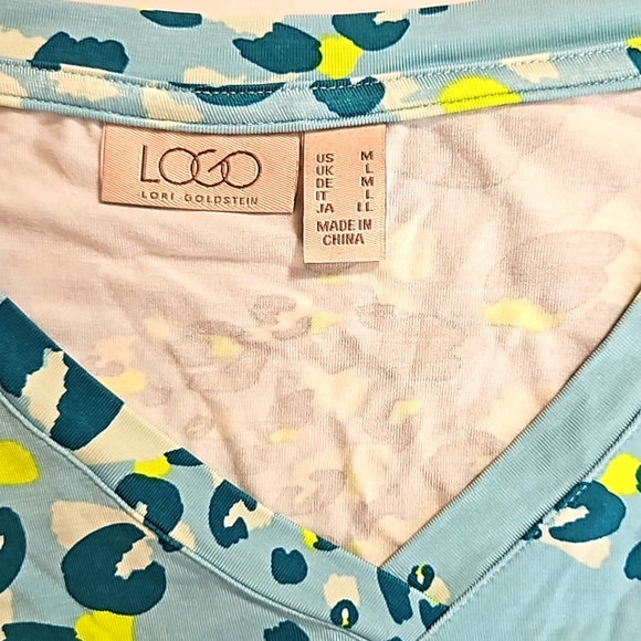 Aqua green leopard ptint ls knit asymmetrical tunic w pockets - Picture 2 of 9